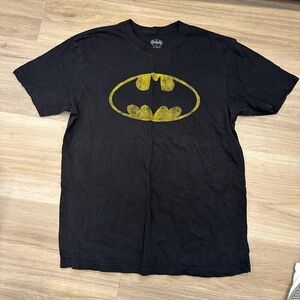 Black Batman Logo Graphic Tee - size Large classic